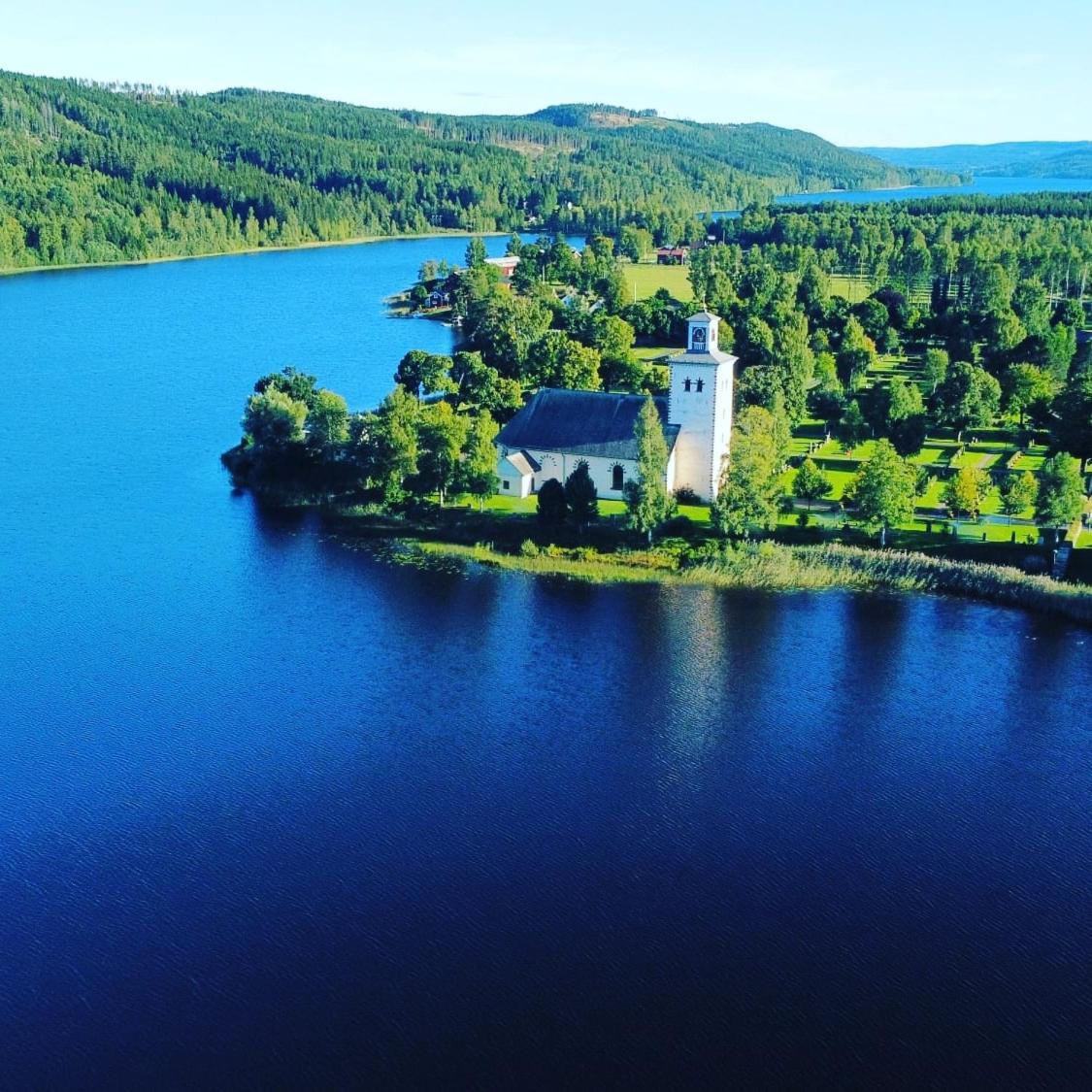 Hostel And Vandrarhem Lupin Naturcamping Lagom Gräsmark 外观 照片